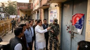 ଷ୍ଟ୍ରଙ୍ଗ୍‌ ରୁମ୍‌ରେ ଗଡ଼ବଡ଼ : ଆସାମ ରାଜନୀତିରେ ହଟଚମଟ